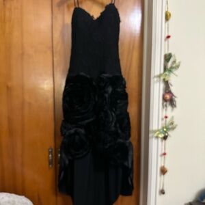 Woman's size 44 (8-10 Medium) Elegant Italian Black Evening Dress